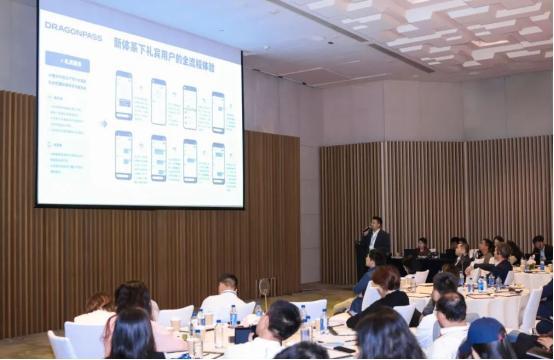 在业务中的应用：从效率工具到价值链重构新葡京娱乐城龙腾集团 I GenAI(图2)
